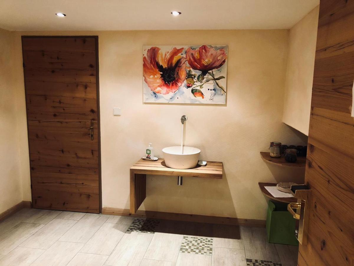 Hotel Roesslwirt كيرشبرغ ان تيرول المظهر الخارجي الصورة